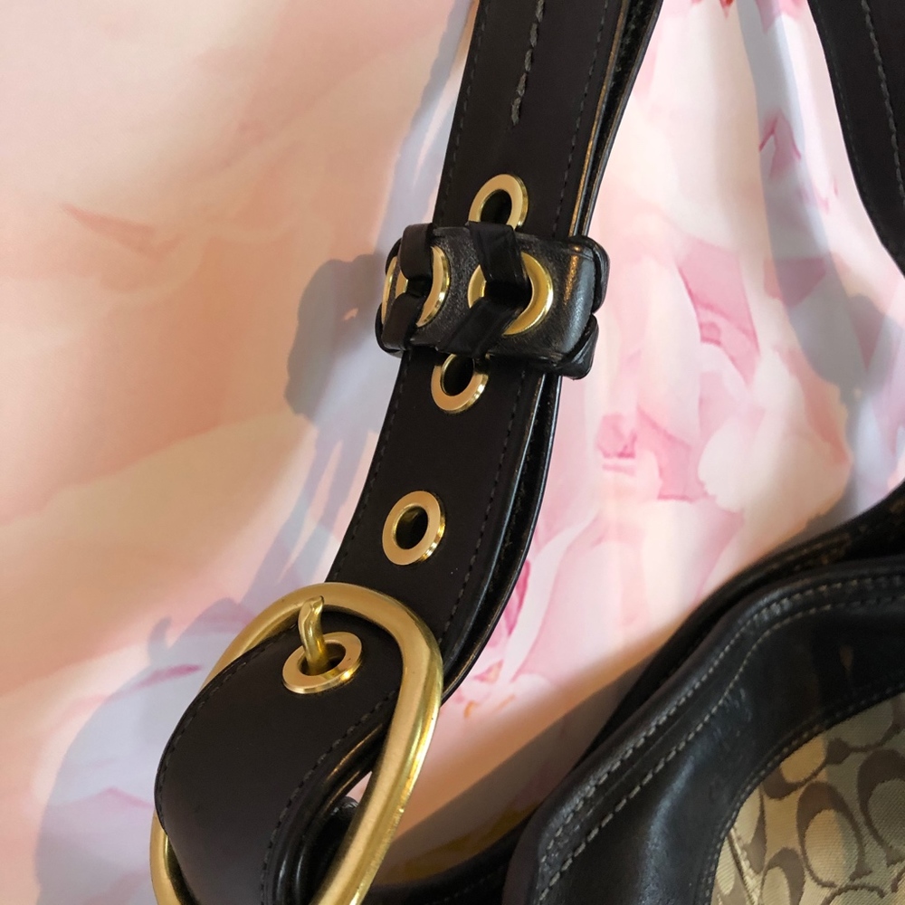 Coach Handbag - Picture 3 of 7